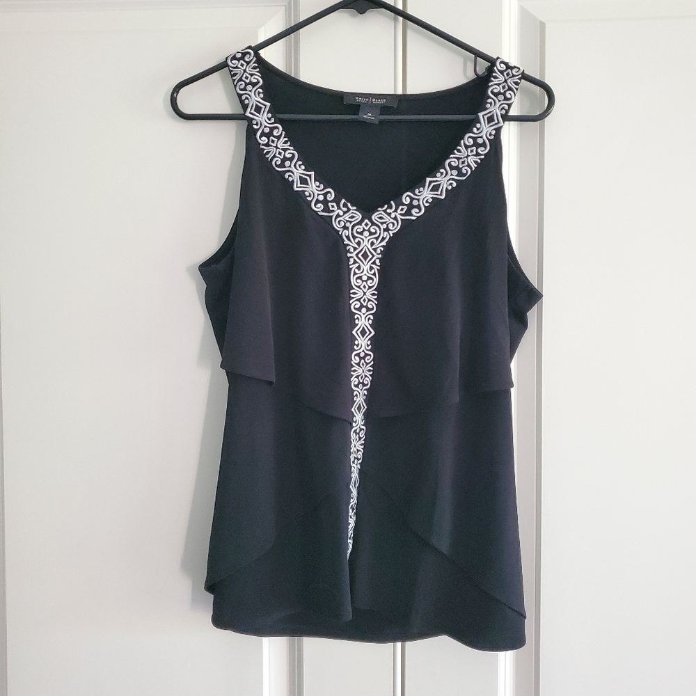 White House Black Market Black Romantic Summer Top with White Embroidery, Size M